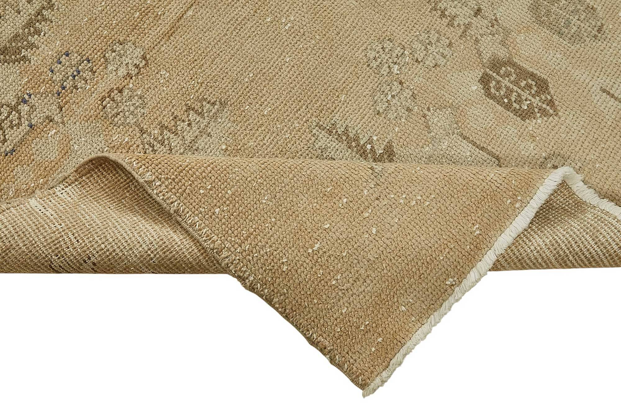 Turkish Vintage Anatolian Rug 202 cm x 302 cm
