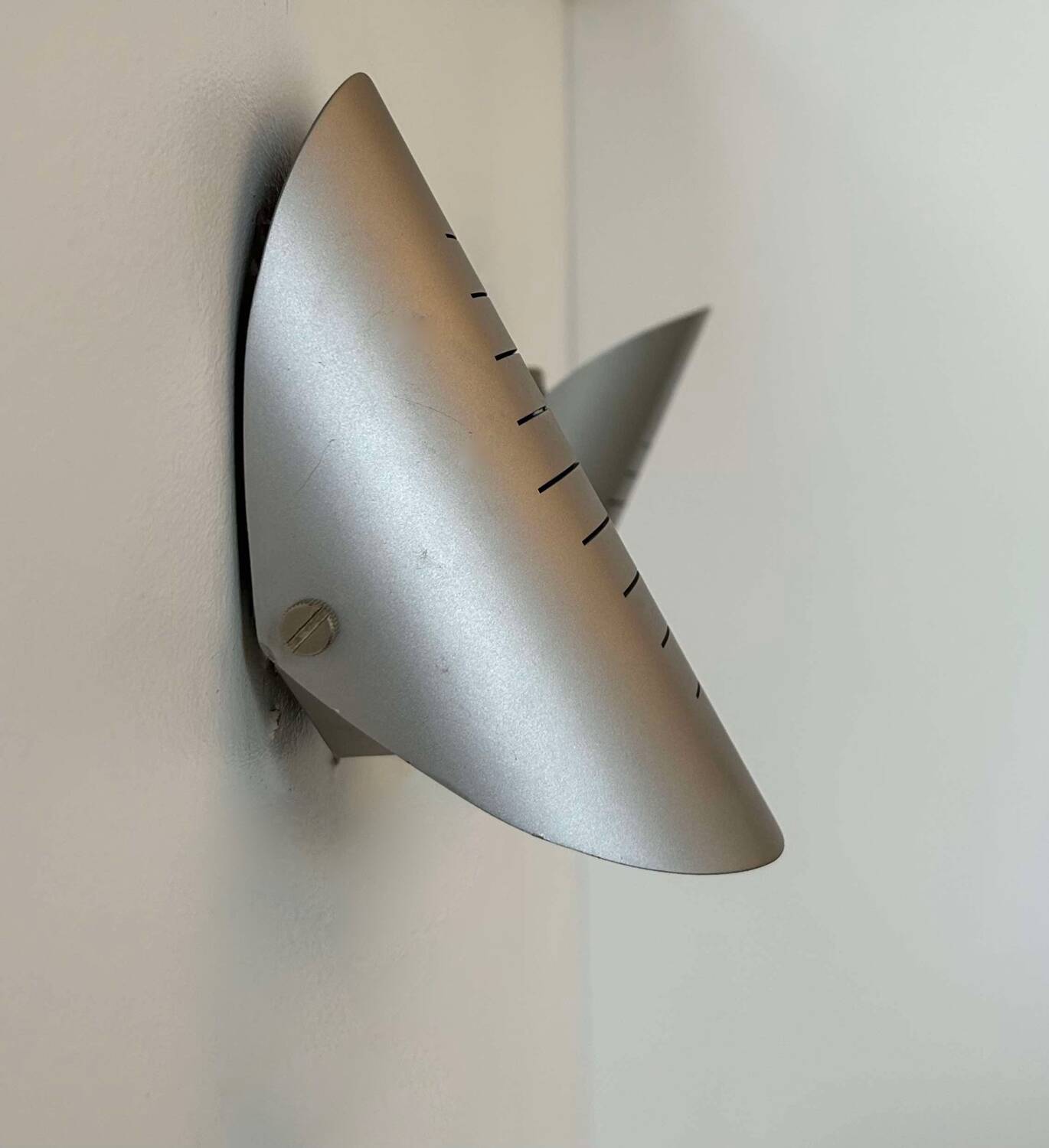 Pair of vintage adjustable wall lights, curved striated metal, France 1980