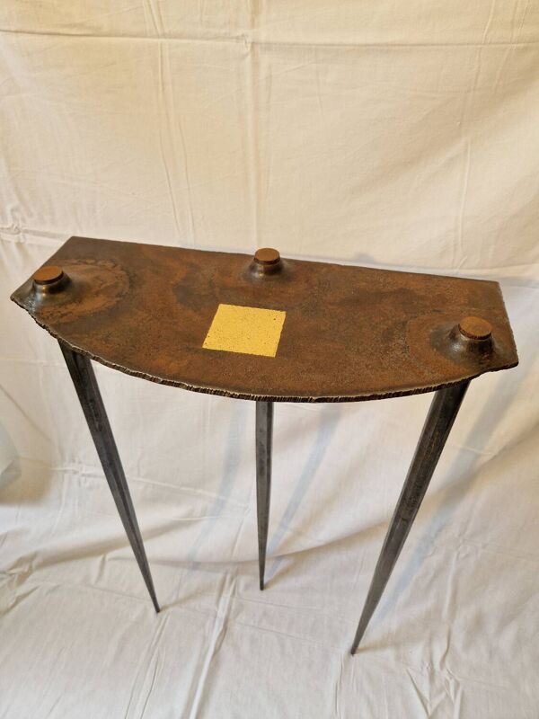 Console Brutalist Idir Mecibah Metal