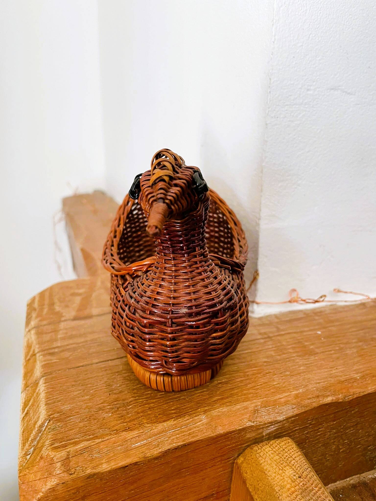 Panière / corbeille en osier en forme de canard (vintage)
