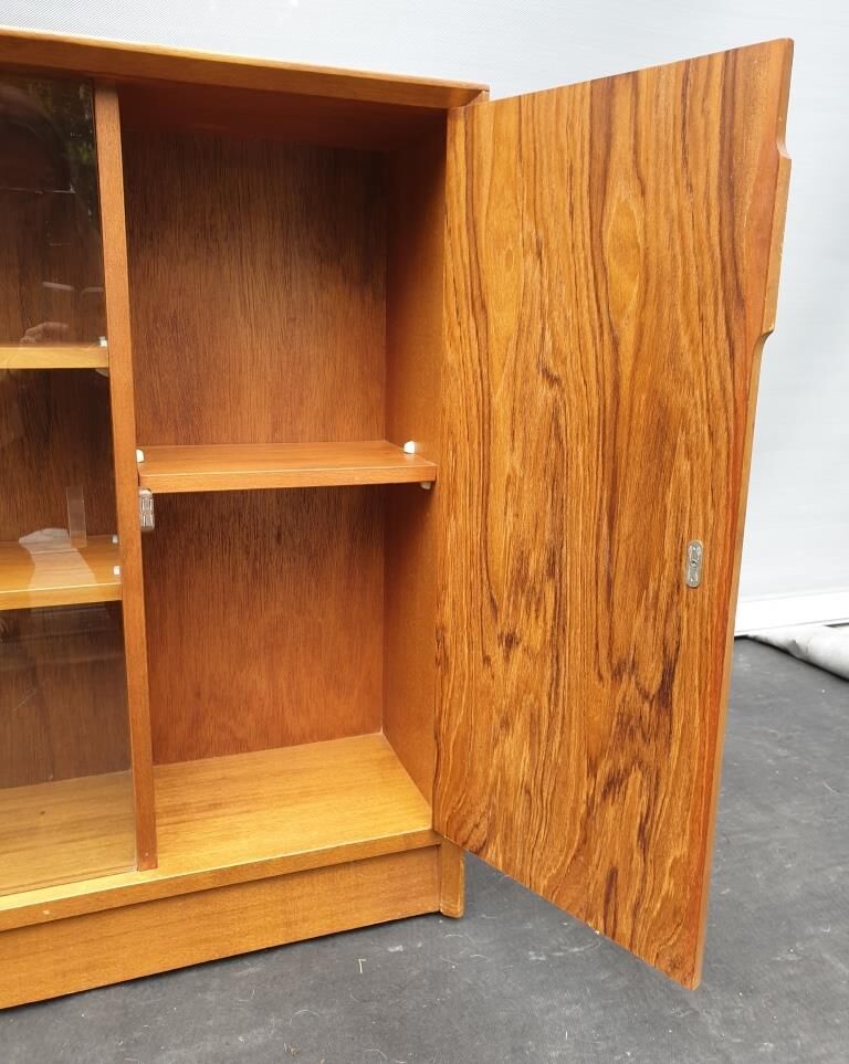 Teck bookcase Herbert E. Gibbs 1960