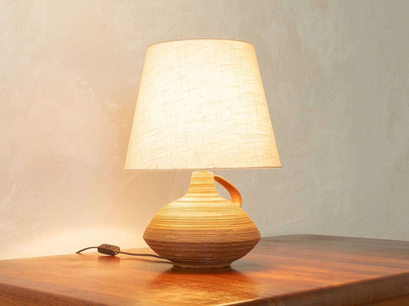 Lampe de table en céramique des années 1960
