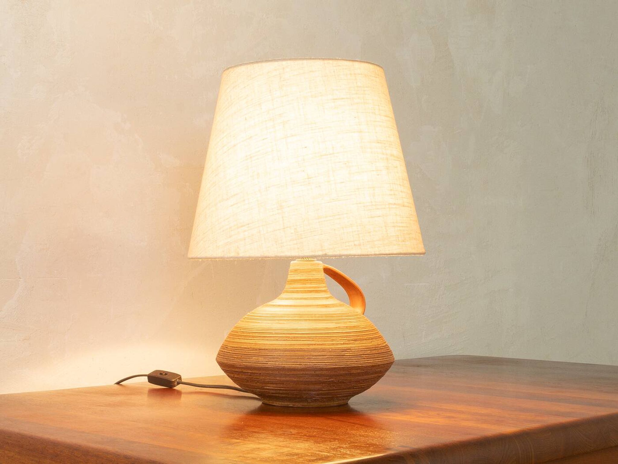 Lampe de table en céramique des années 1960