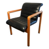 Flötotto armchair