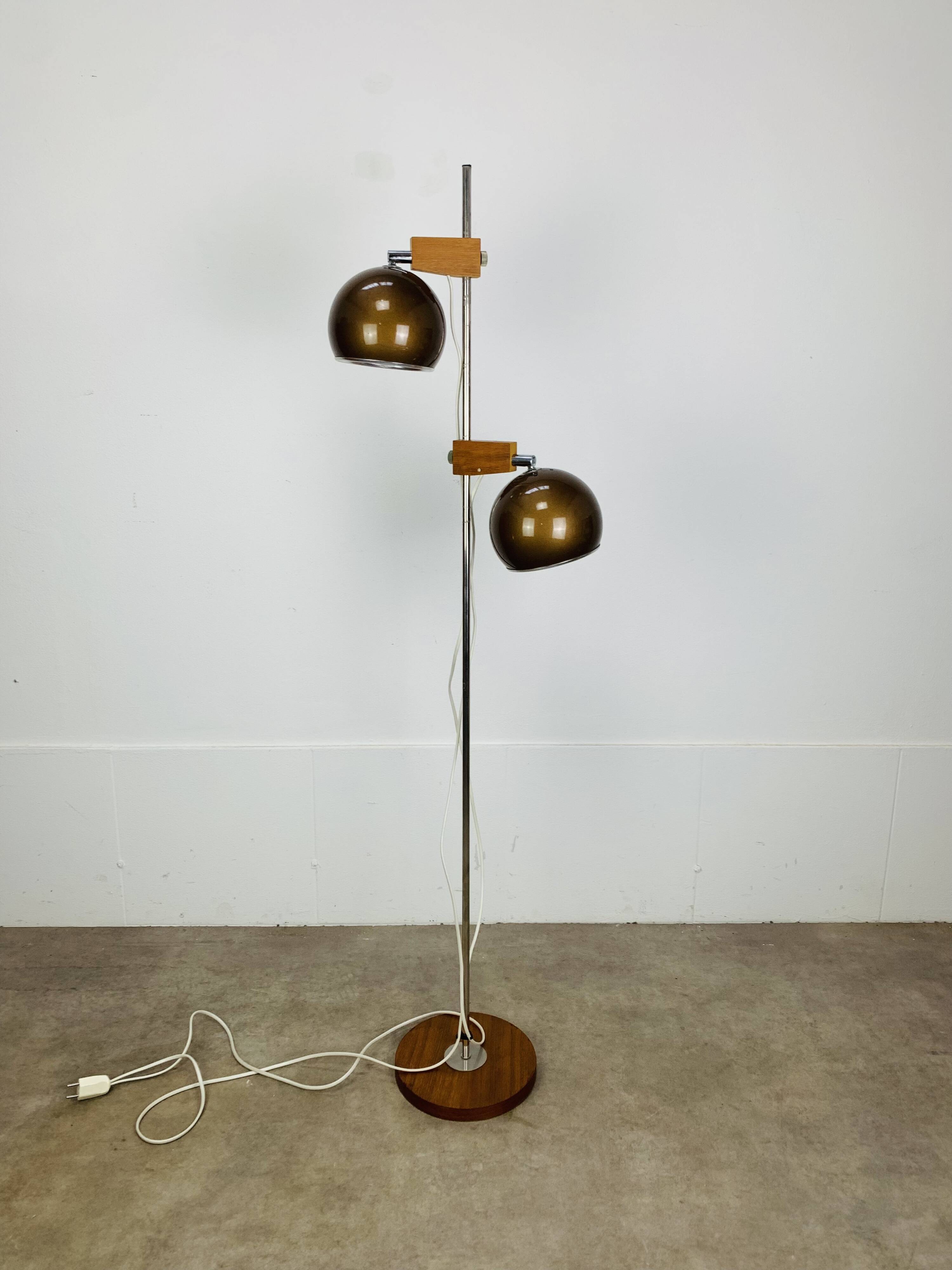 Eyeball floor lamp by Temde Leuchten, copper metal, teak and chrome, 70s.