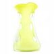 Vase en forme de nageoire de requin, moderne du milieu du siècle, en verre jaune, Pologne, années 1970