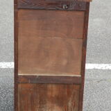 Dark single curtain cabinet