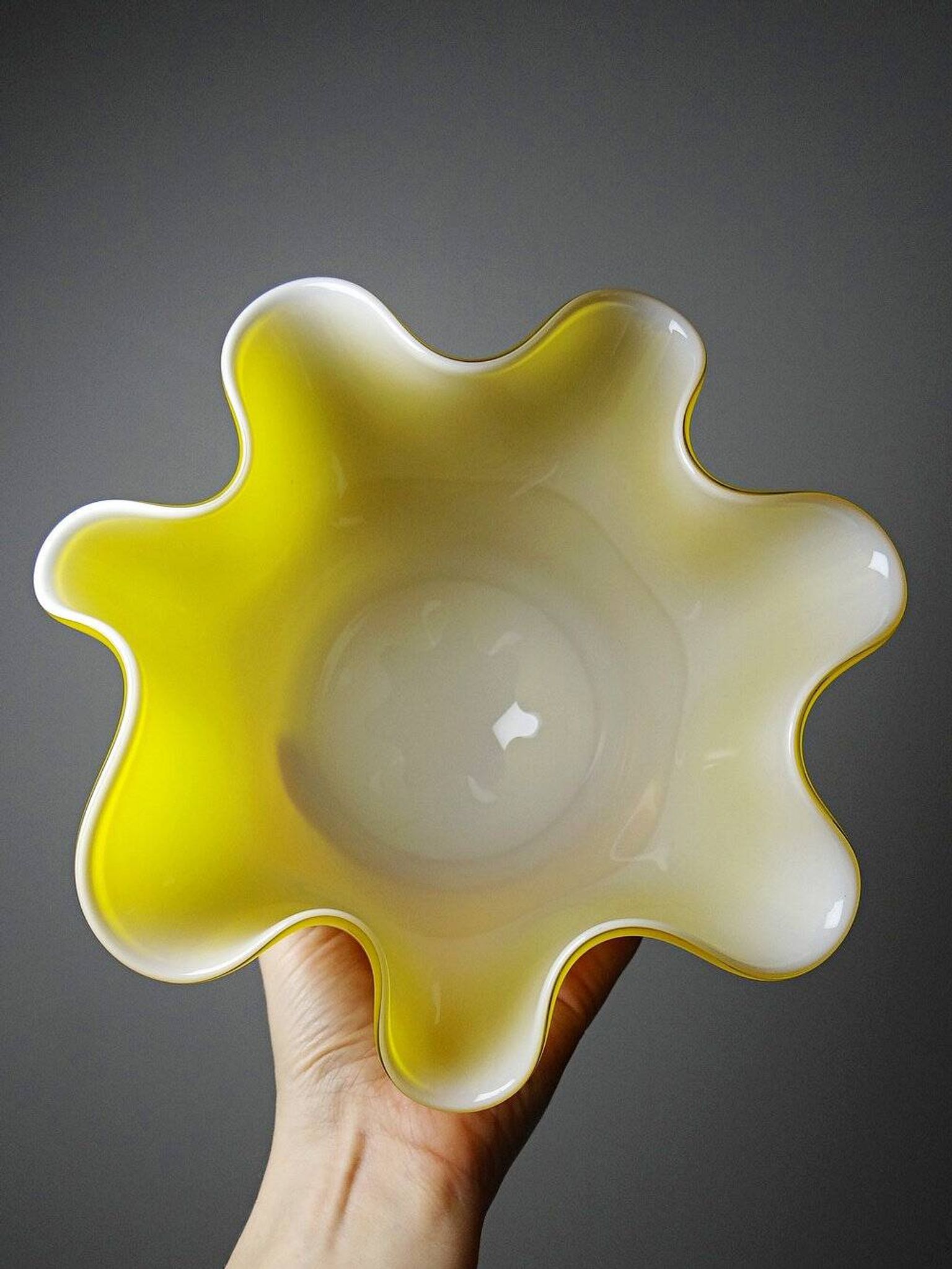 Fazzoletto vase in blown Italian glass, yellow opaline lined, Murano 1960-70.