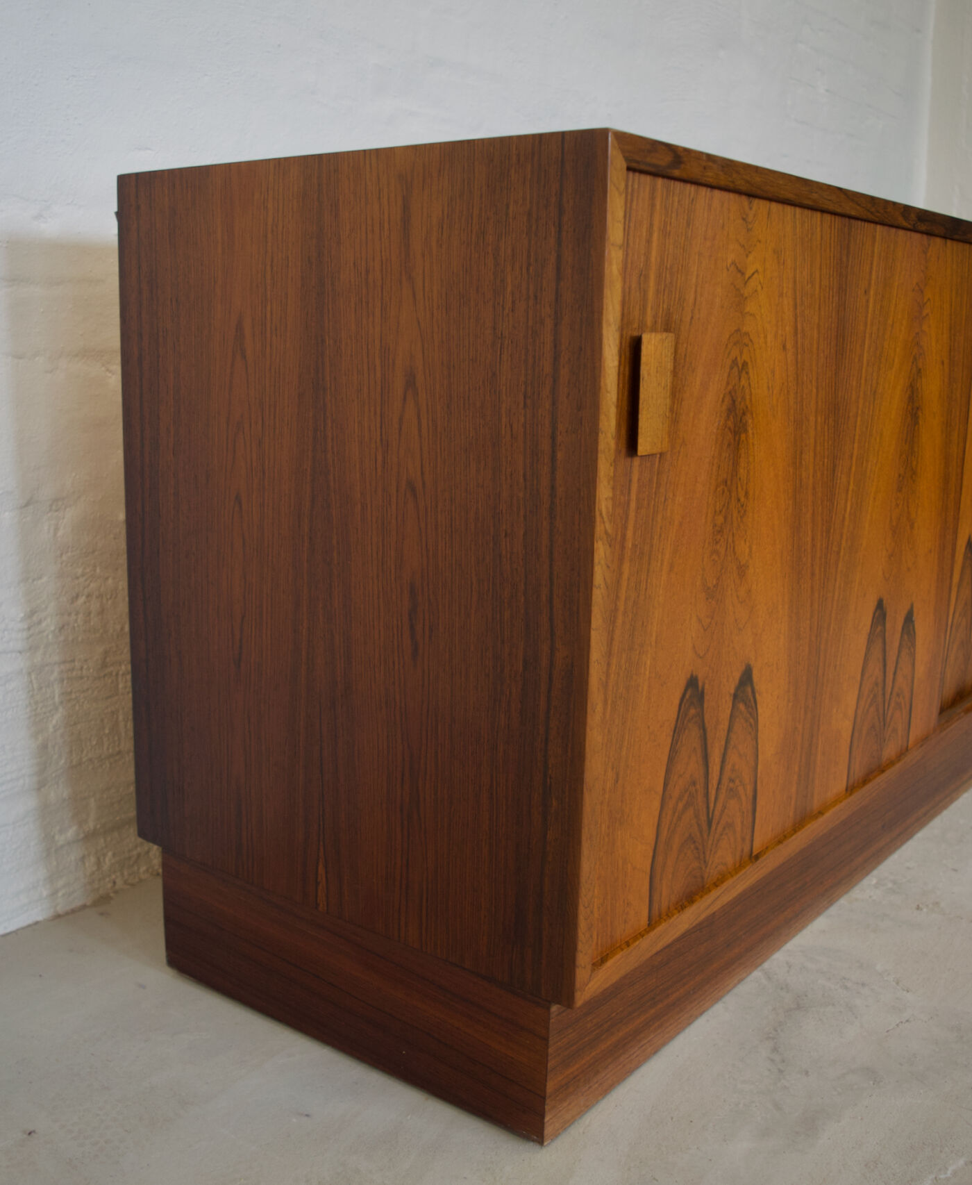 Buffet en palissandre par Dammand & Rasmussen Par Viby Møbelfabrik, Danemark
