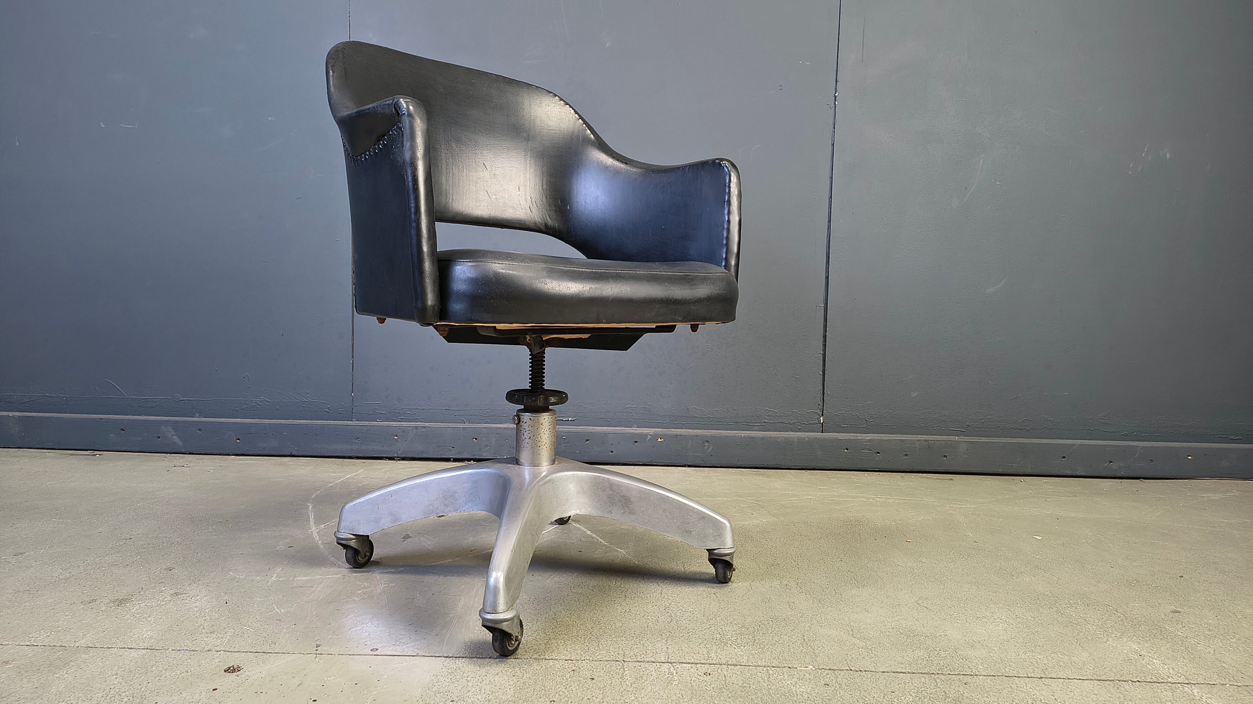 Mid century desk chair, 1950s