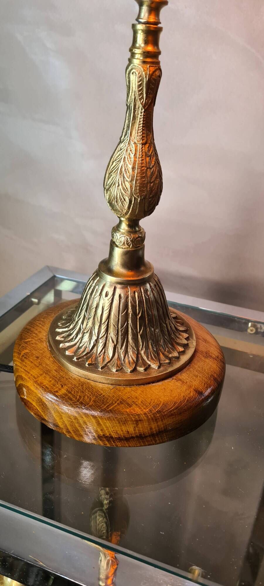 Bronze lamp on blond oak base, art nouveau with tulip, 45x30