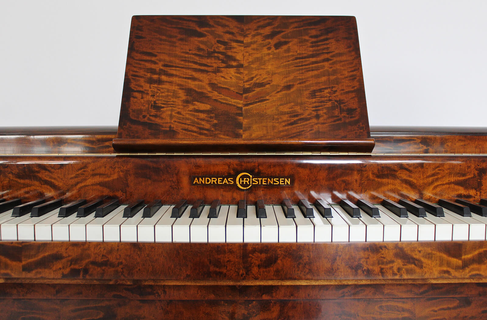Piano de Poul Henningsen Pianette pour Andreas Christensen