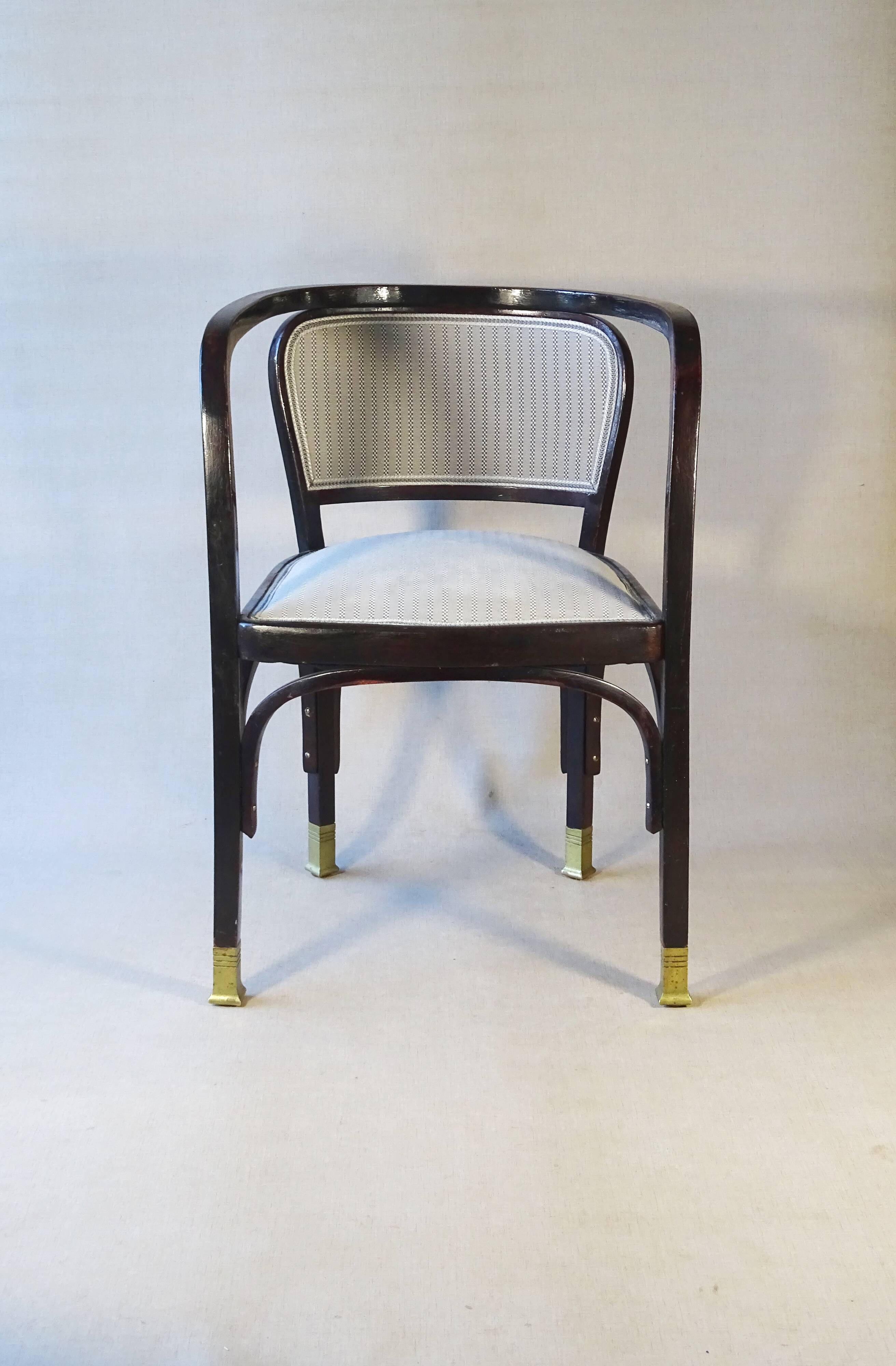 Fauteuil n°715 de Gustave Siegel pour Kohn, 1905. Backhausen