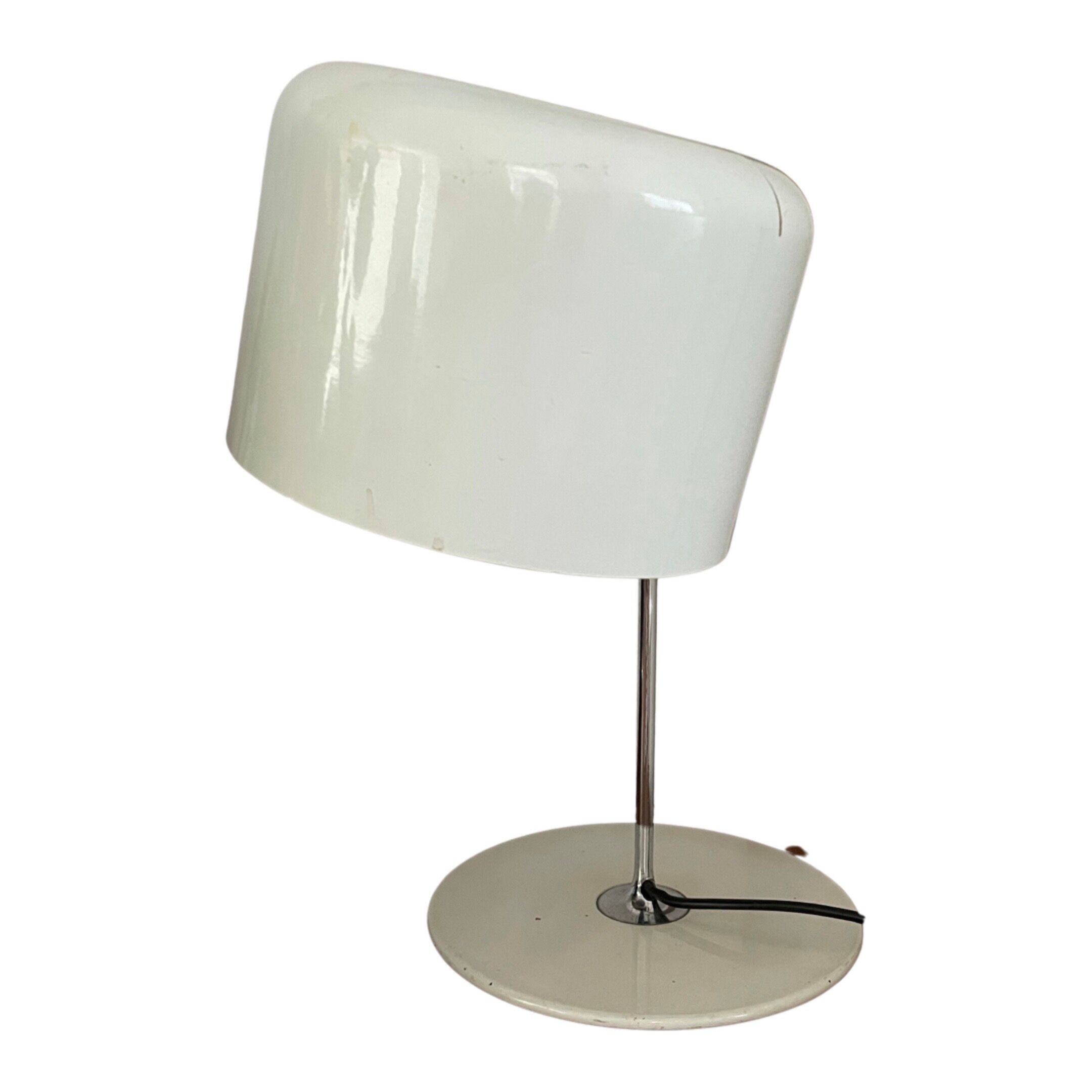 Joe Colombo, "Coupe"  Table Lamp by Oluce, 1960s