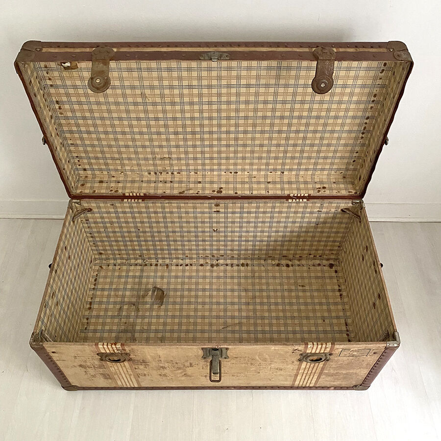 Vintage Travel Trunk 50's