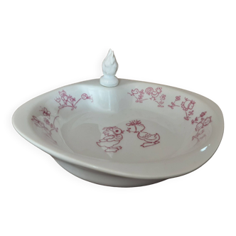 Ancienne assiette chauffante pour enfants. Porcelaine des tuileries