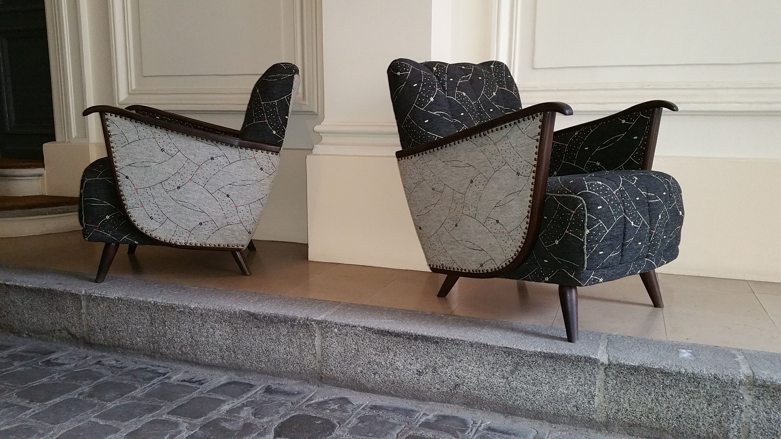 1/2 very beautiful original chairs from the 1950s wings of bald mice
