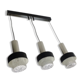 Suspension en verre et chrome et métal noir à 3 lumières de style mid-century moderne des années 1960.