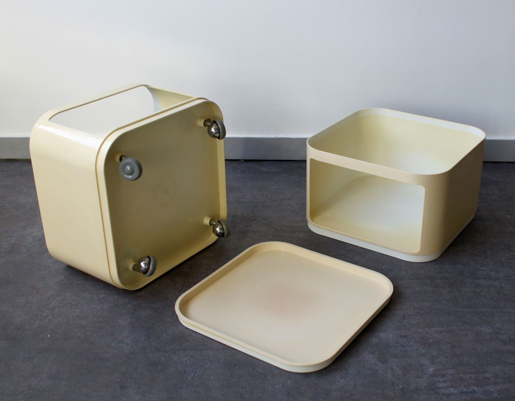 Componibili caissons model KS 4970 by Anna Castelli Ferrieri for Kartell, 1967