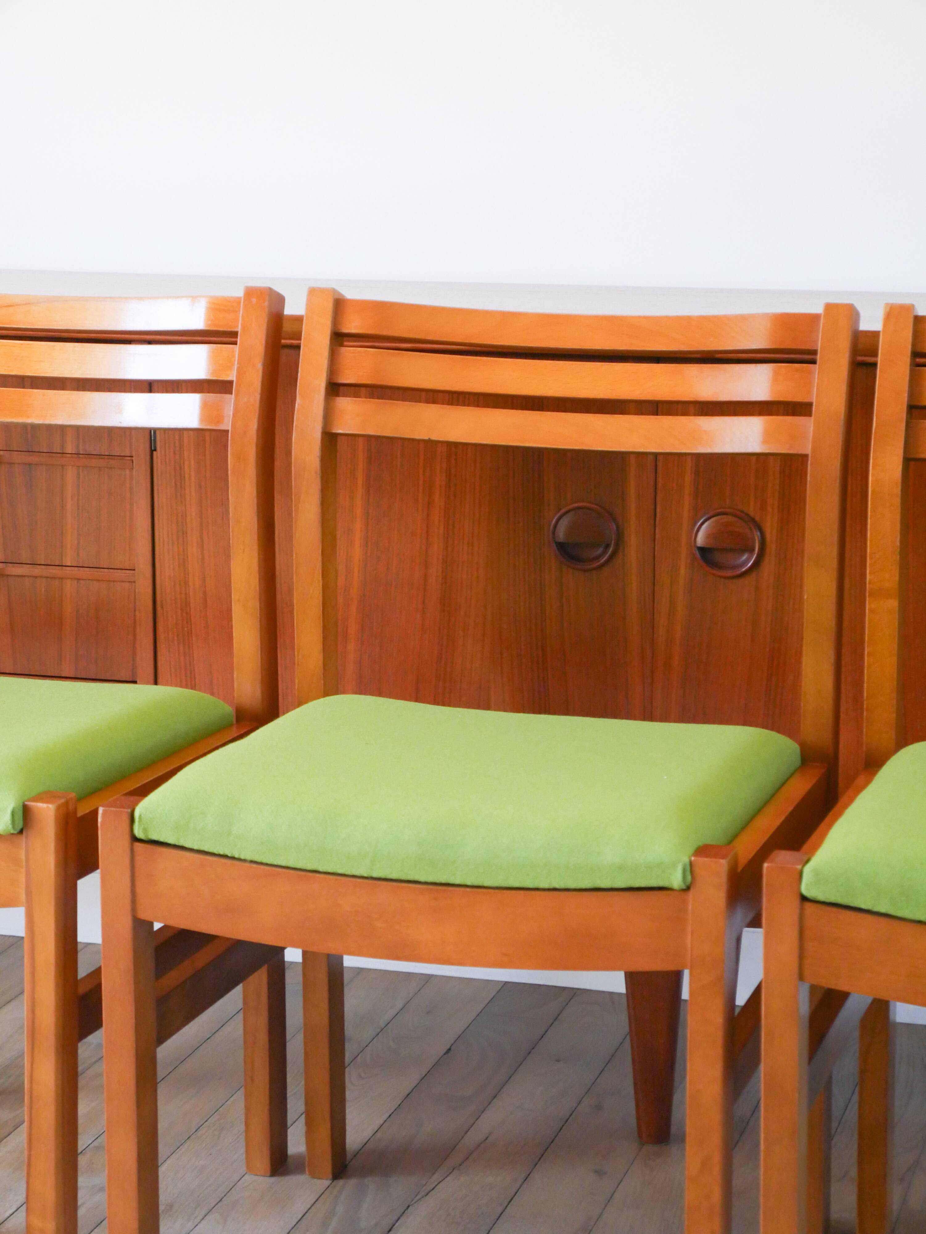 Set of 4 Scandinavian beech wood chairs, green wool, 1960.