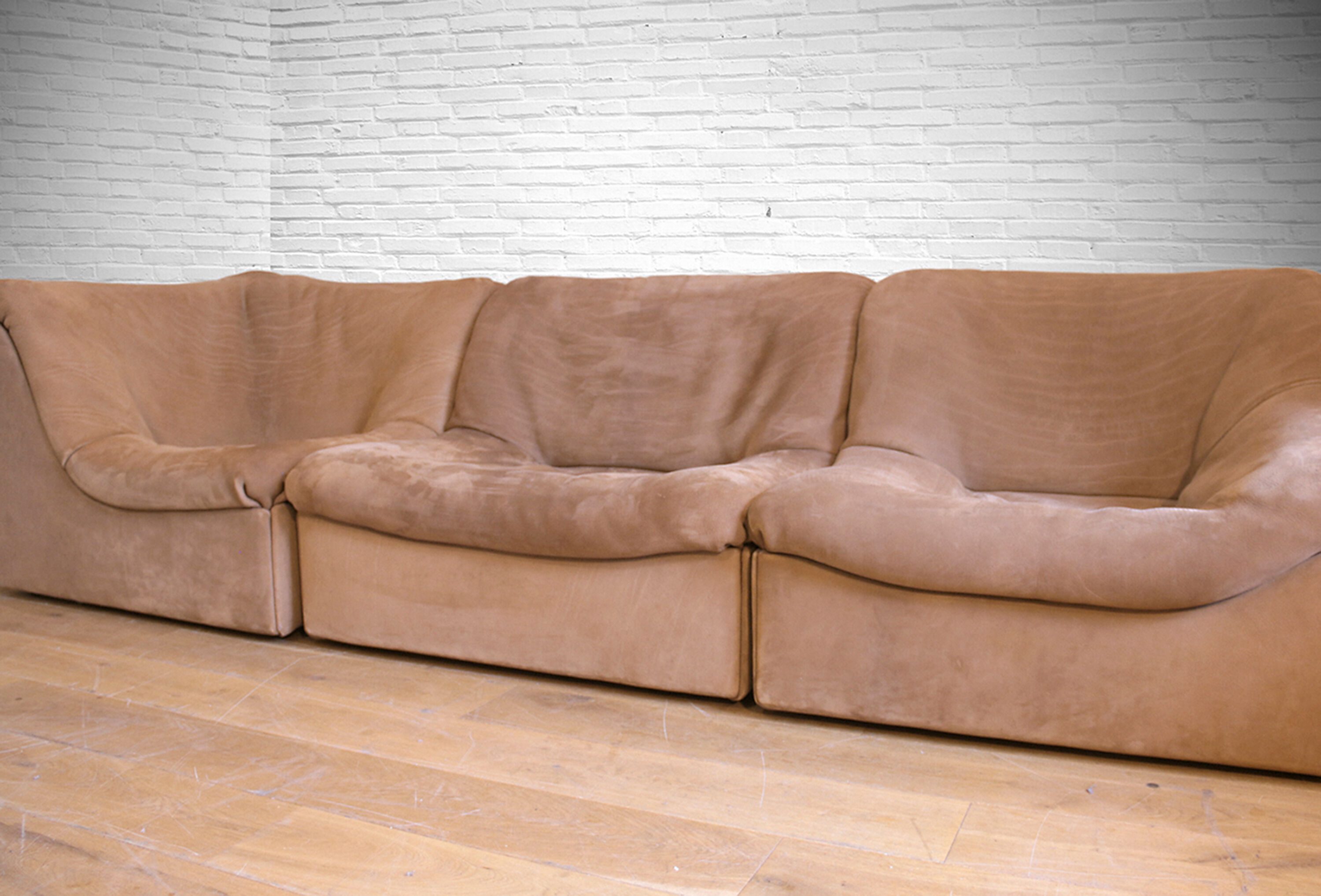 Mid-century de Sede DS-46 bull neck leather modular sofa