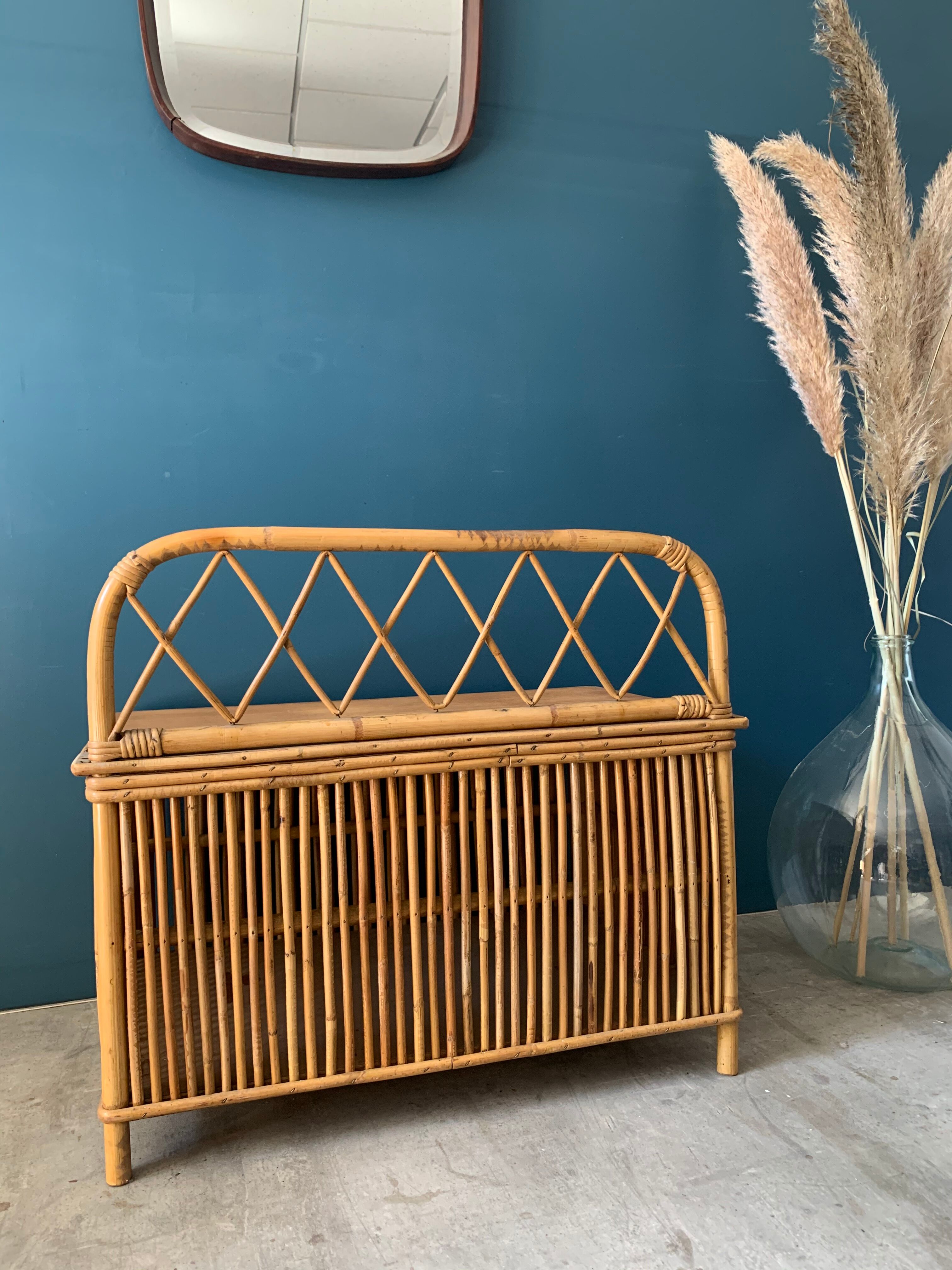 Vintage rattan box
