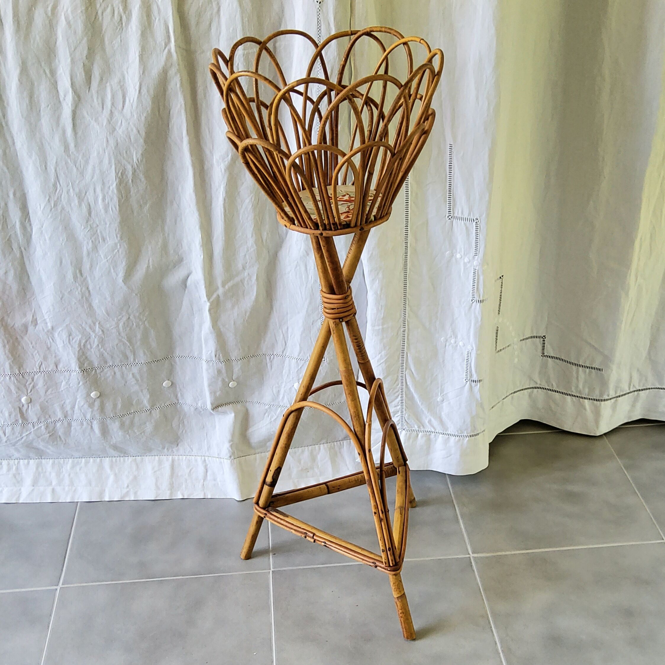 Porte-plante en rotin et bambou