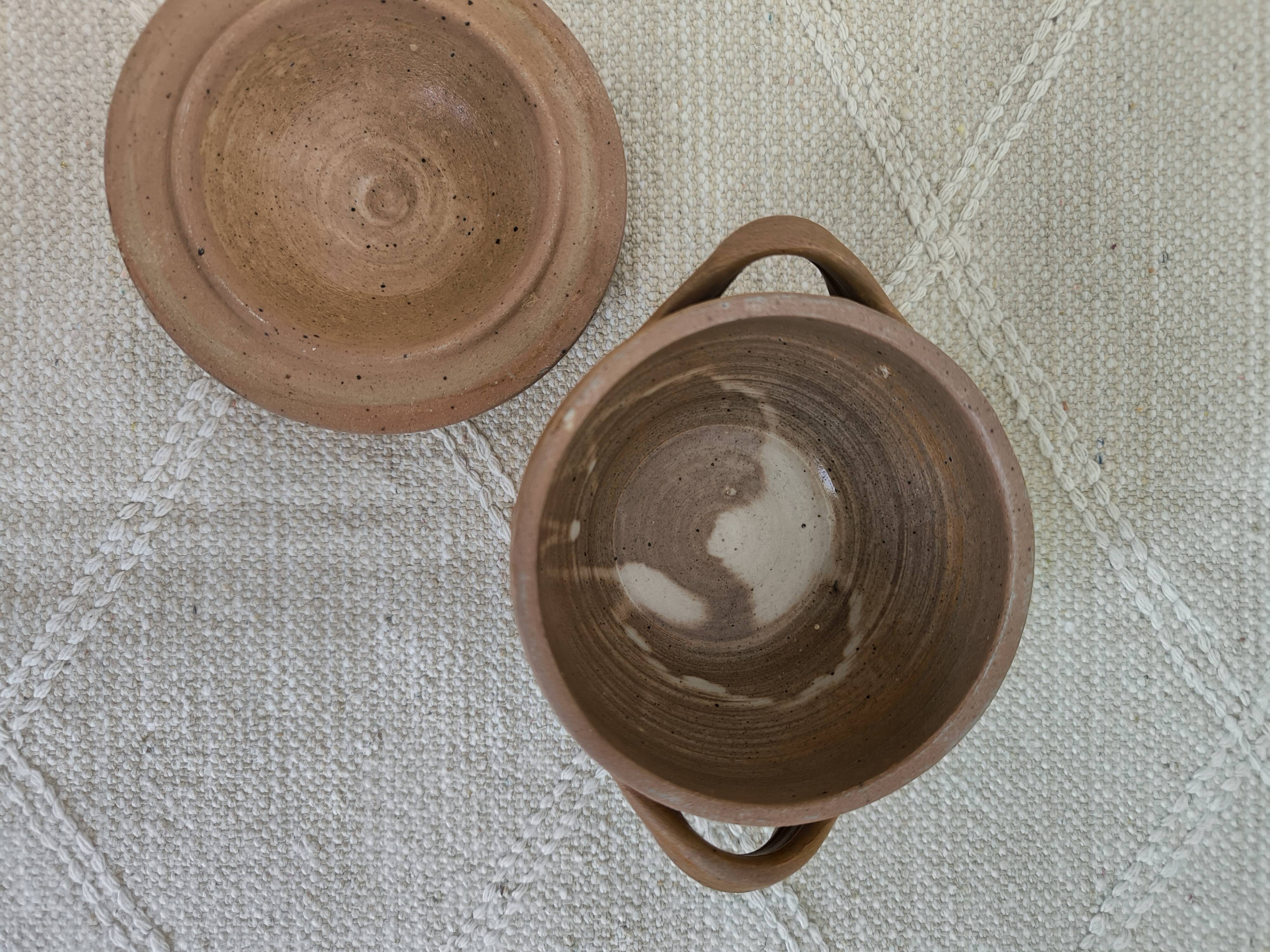 Stoneware pot (old retro vintage)