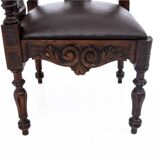 Fauteuil d'angle ancien, Europe occidentale, vers 1900.