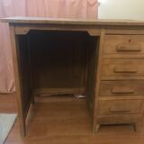 Children's desk
