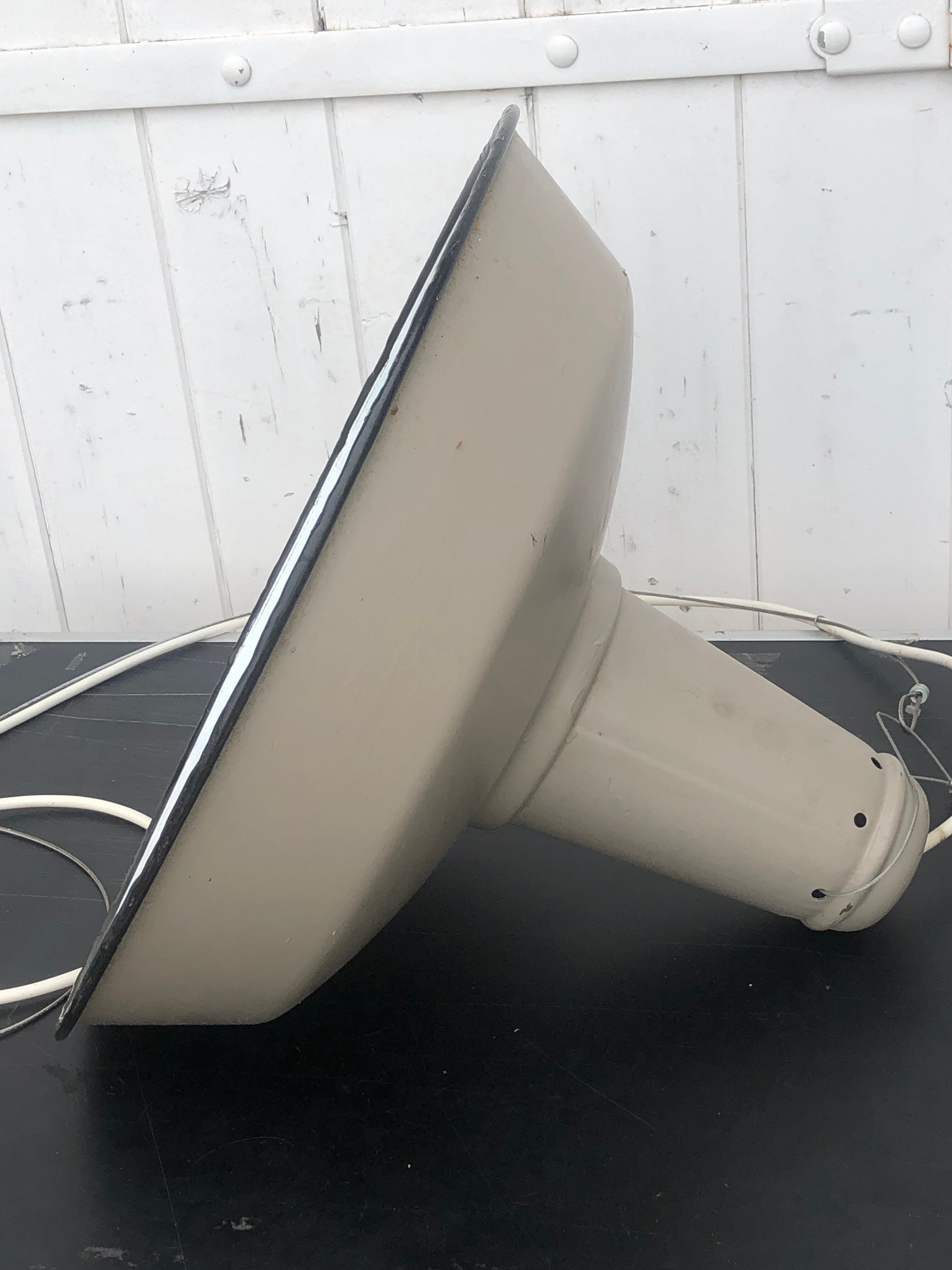 Suspension lampe vintage tôle