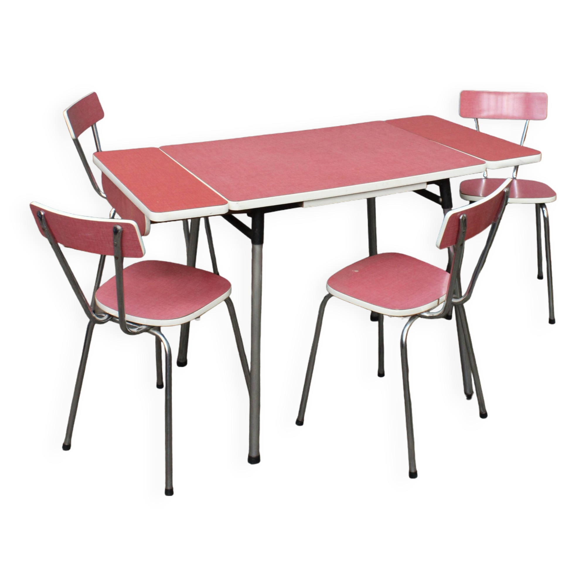 table and chairs