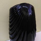 Black shell vase