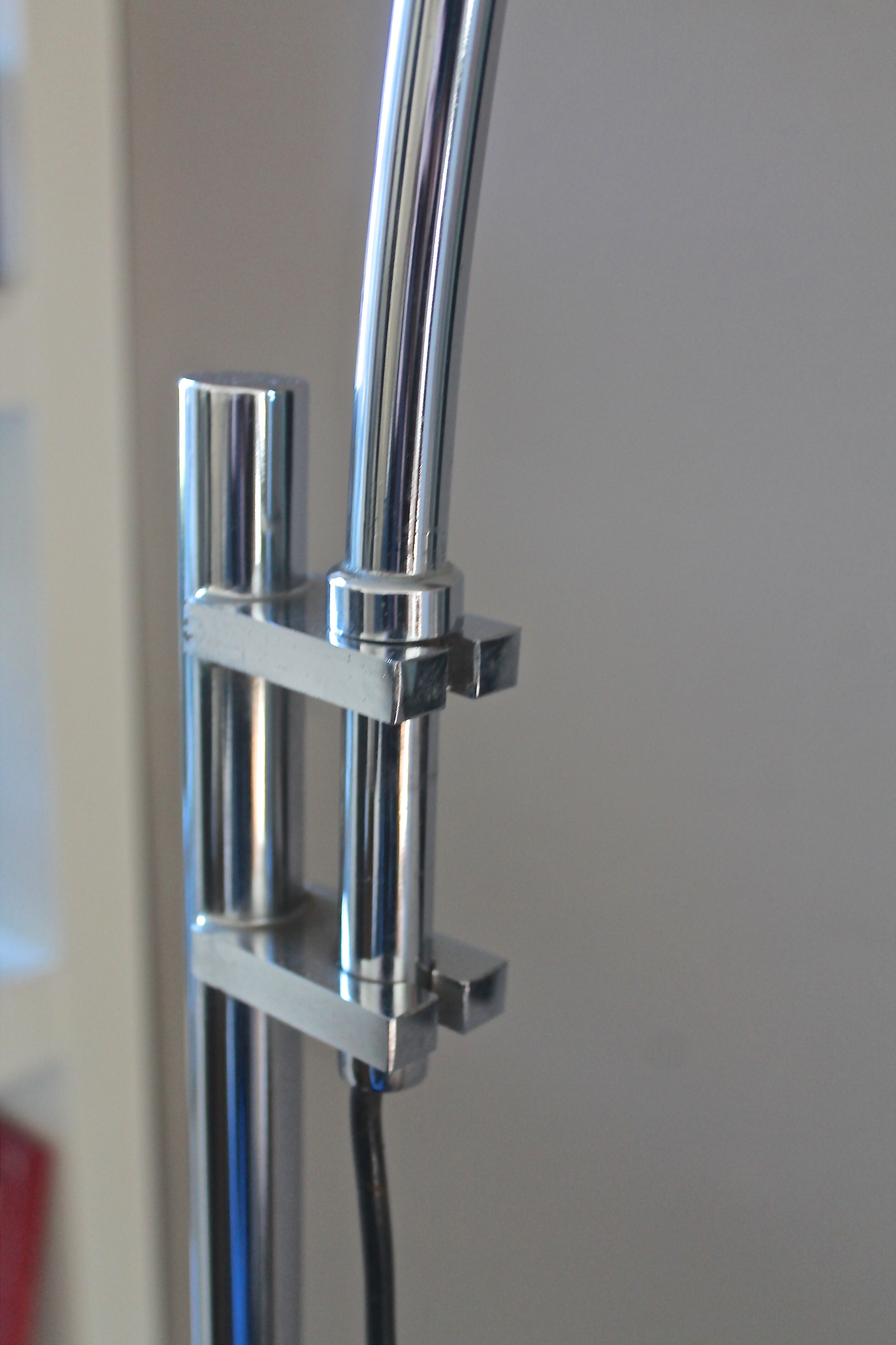 Guzzini arc floor lamp 1960/1970