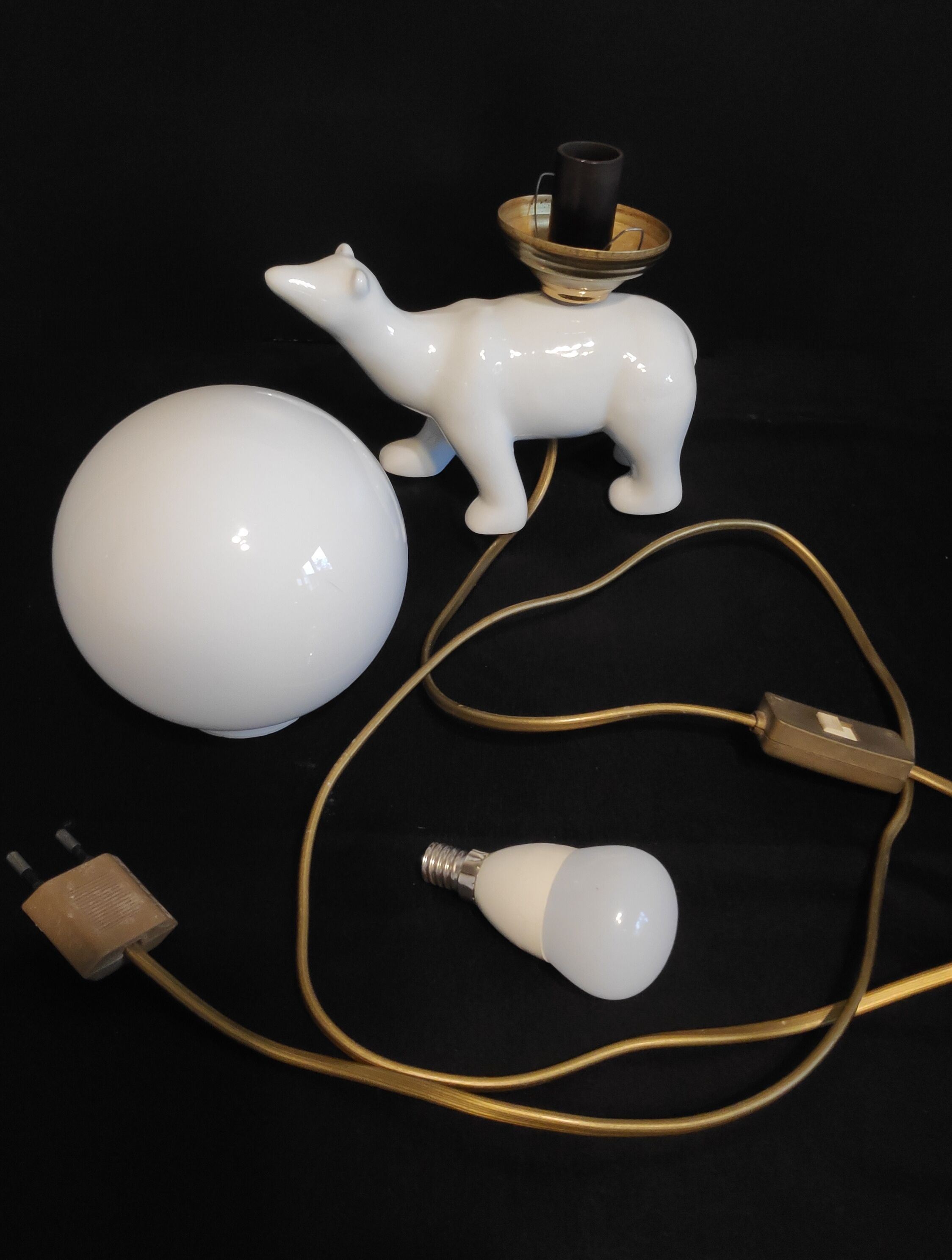 White ceramic bear lamp