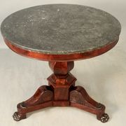 Pedestal table period Restoration In Mahogany