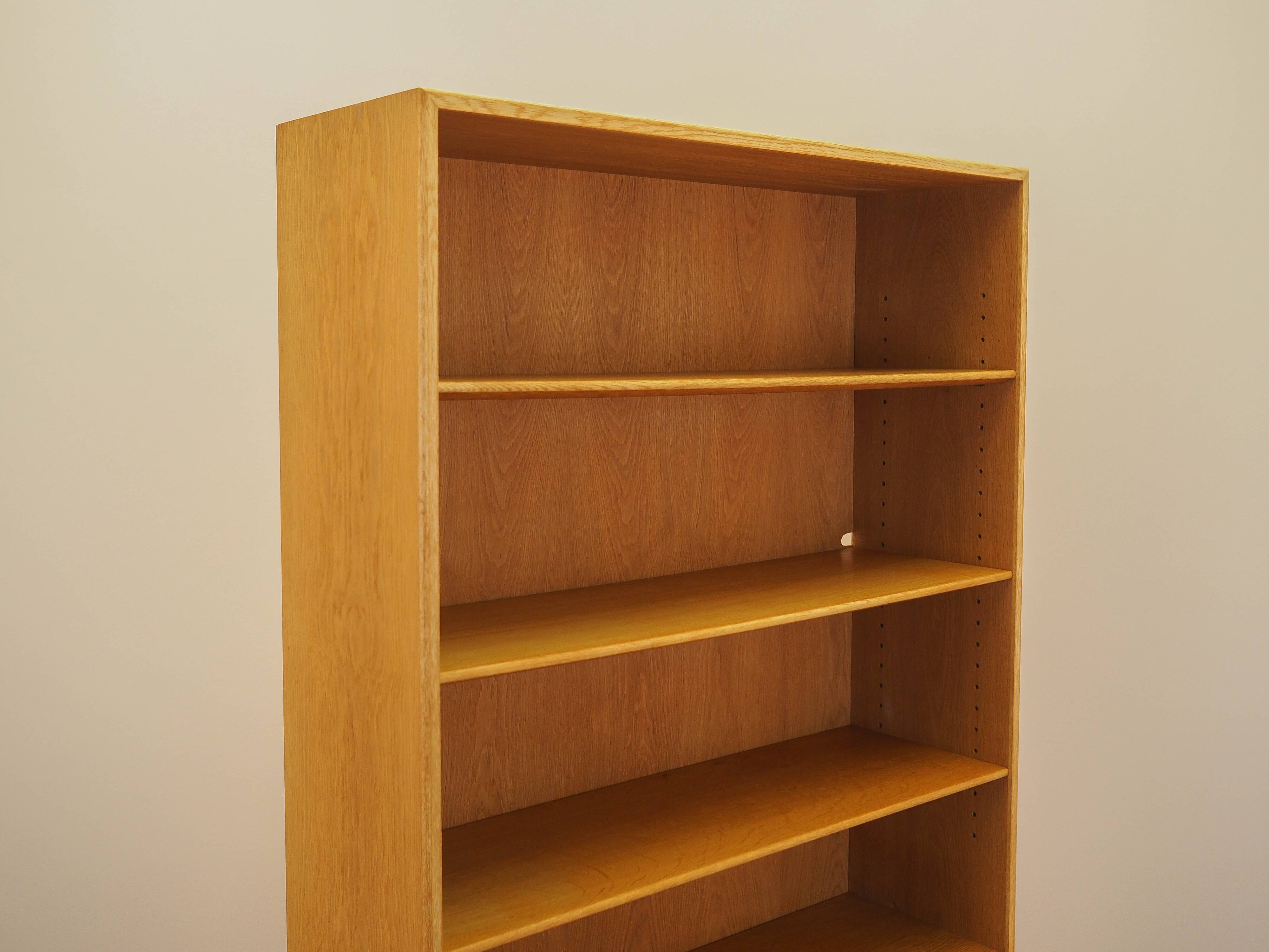 Ash wood bookcase, Danish design, 1960s, designer: Børge Mogensen