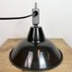Ensemble de 4 lampes suspendues en émail noir industriel d'Elektrosvit, années 1960.