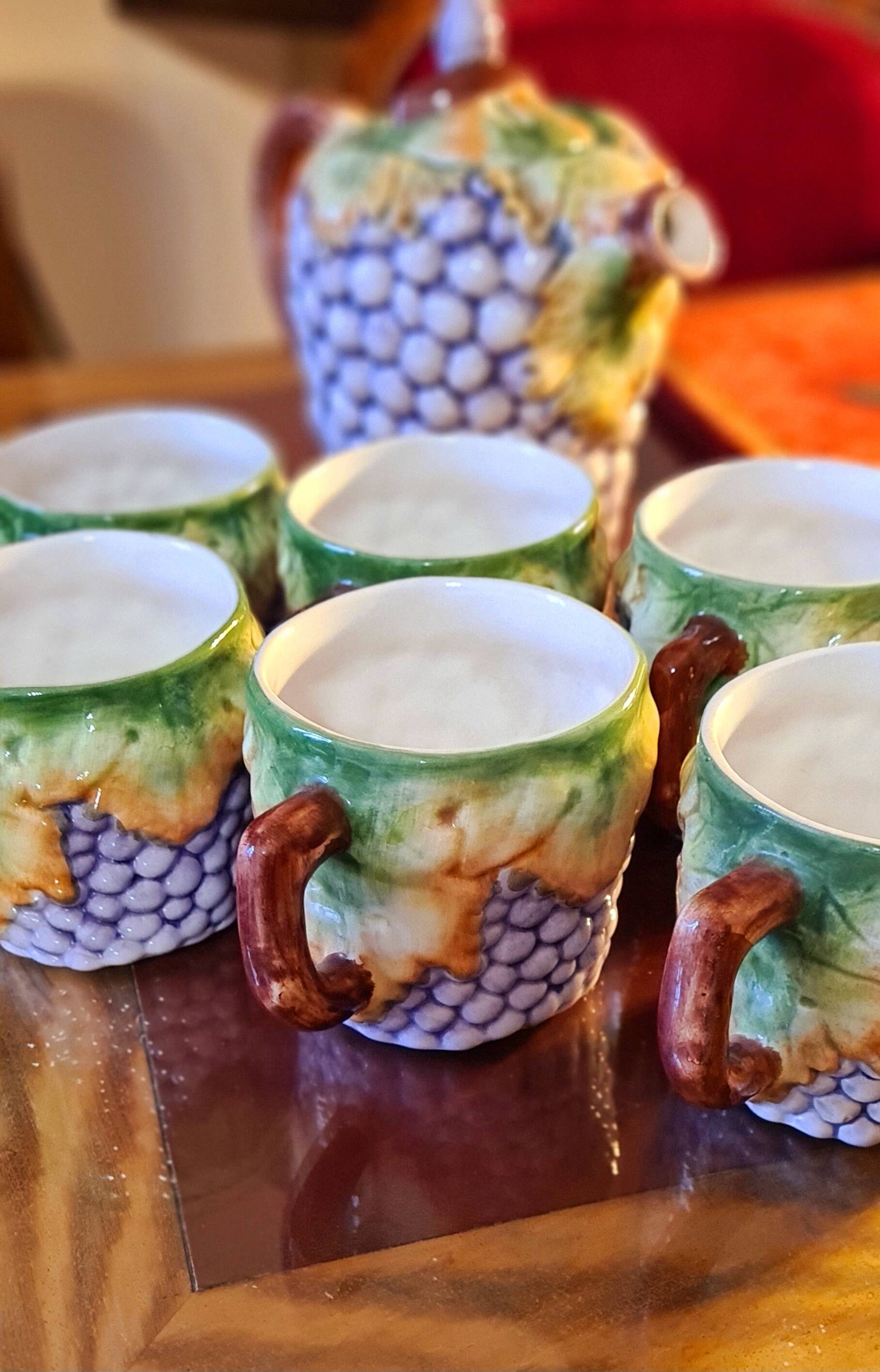 Set in Portuguese slip