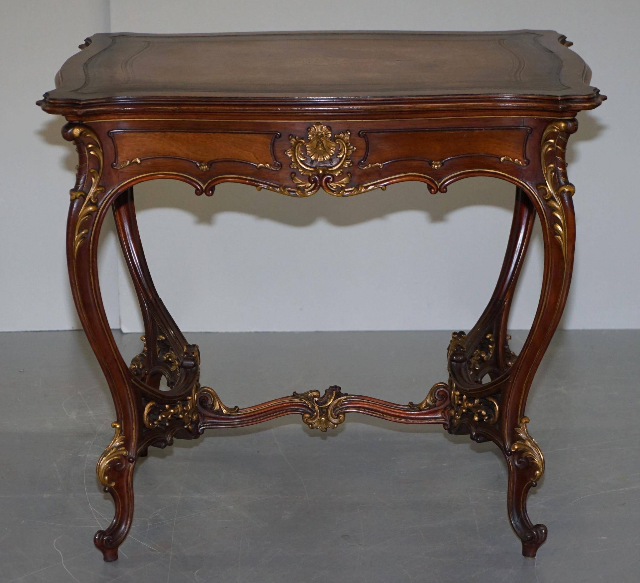 Pine desk with leather and gilding, late Victorian period around 1900.