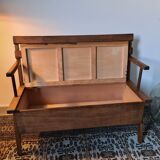 Bench-chest vintage compass feet