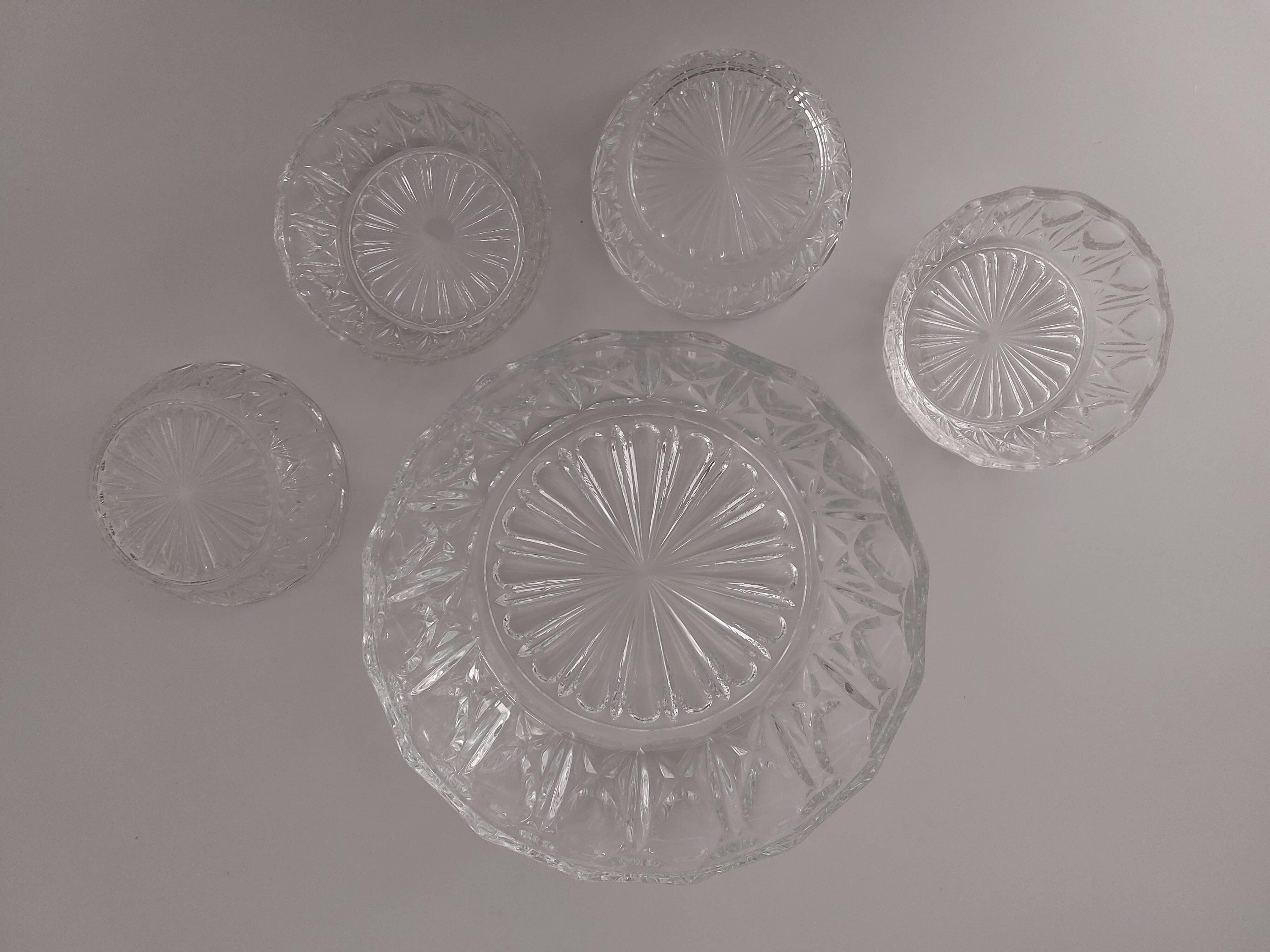 Saladier en verre avec coupelles, années 70