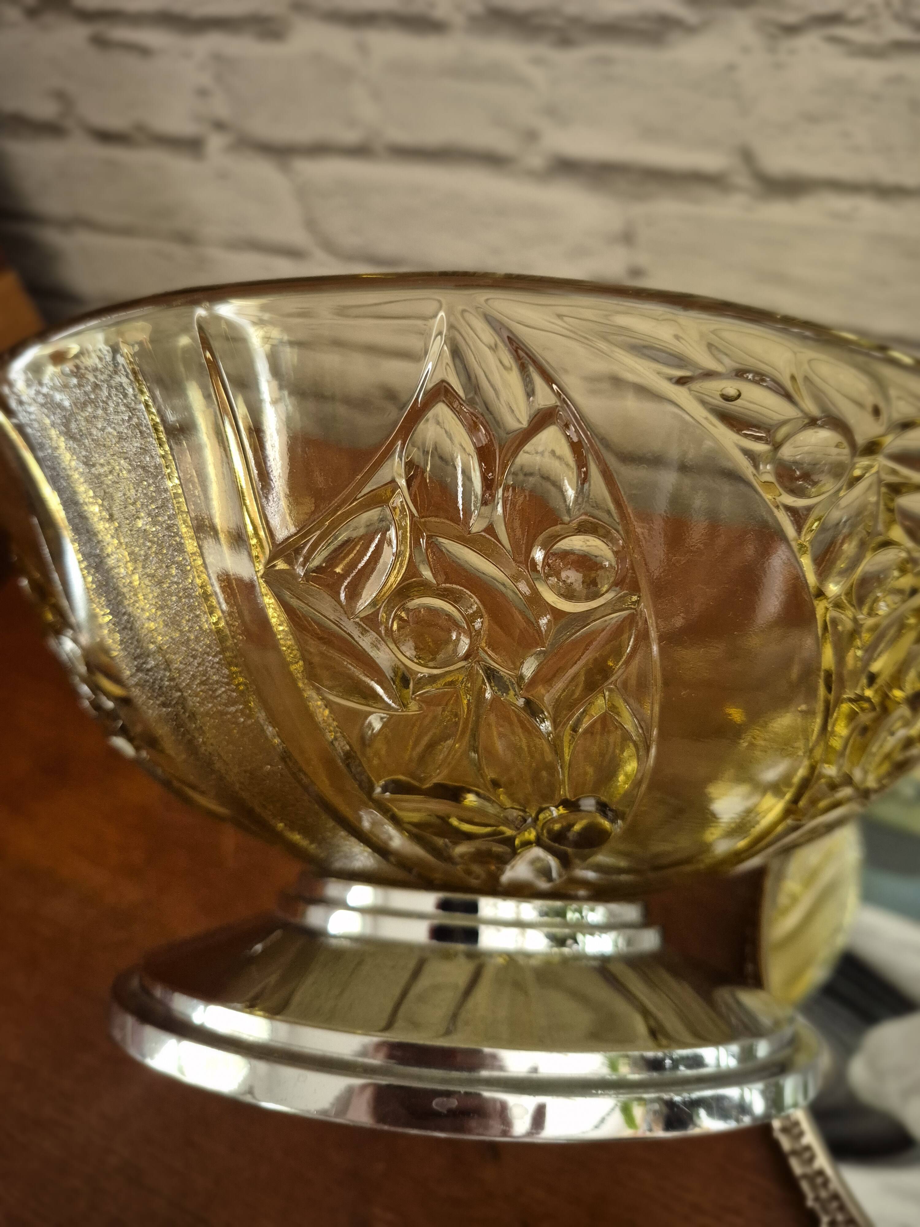 Art Deco fruit bowl in yellow molded glass