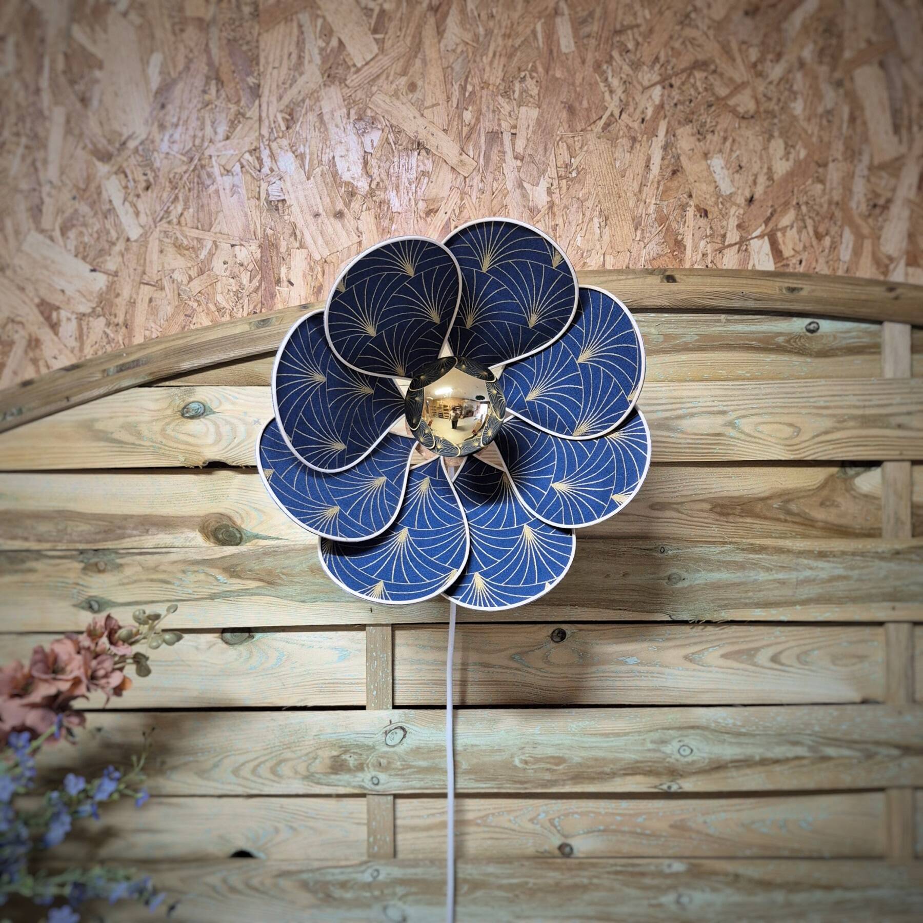Flower wall sconce, 8 petals in rattan and art deco fabric