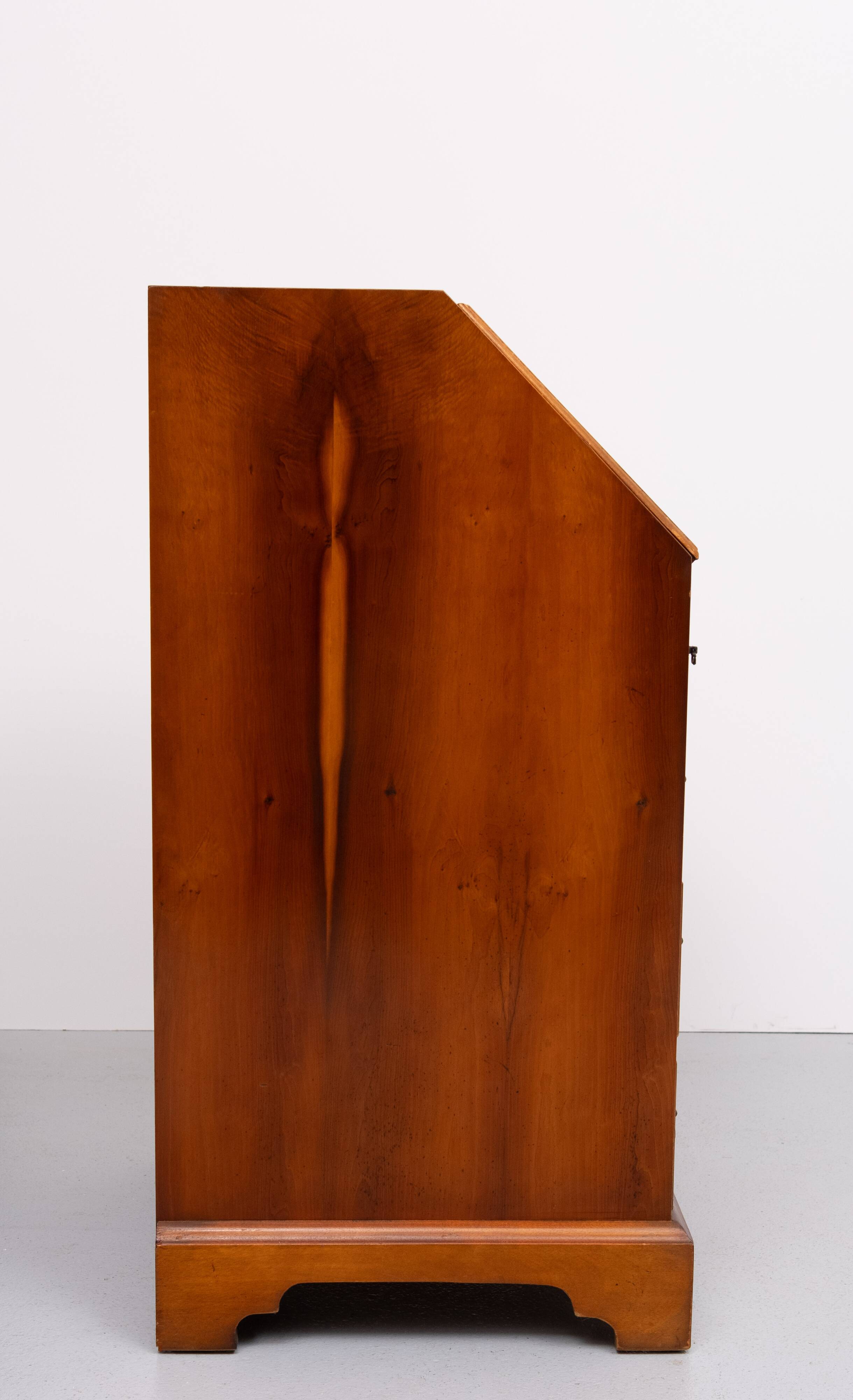 Small Mahogany secretary .Georgian style .England