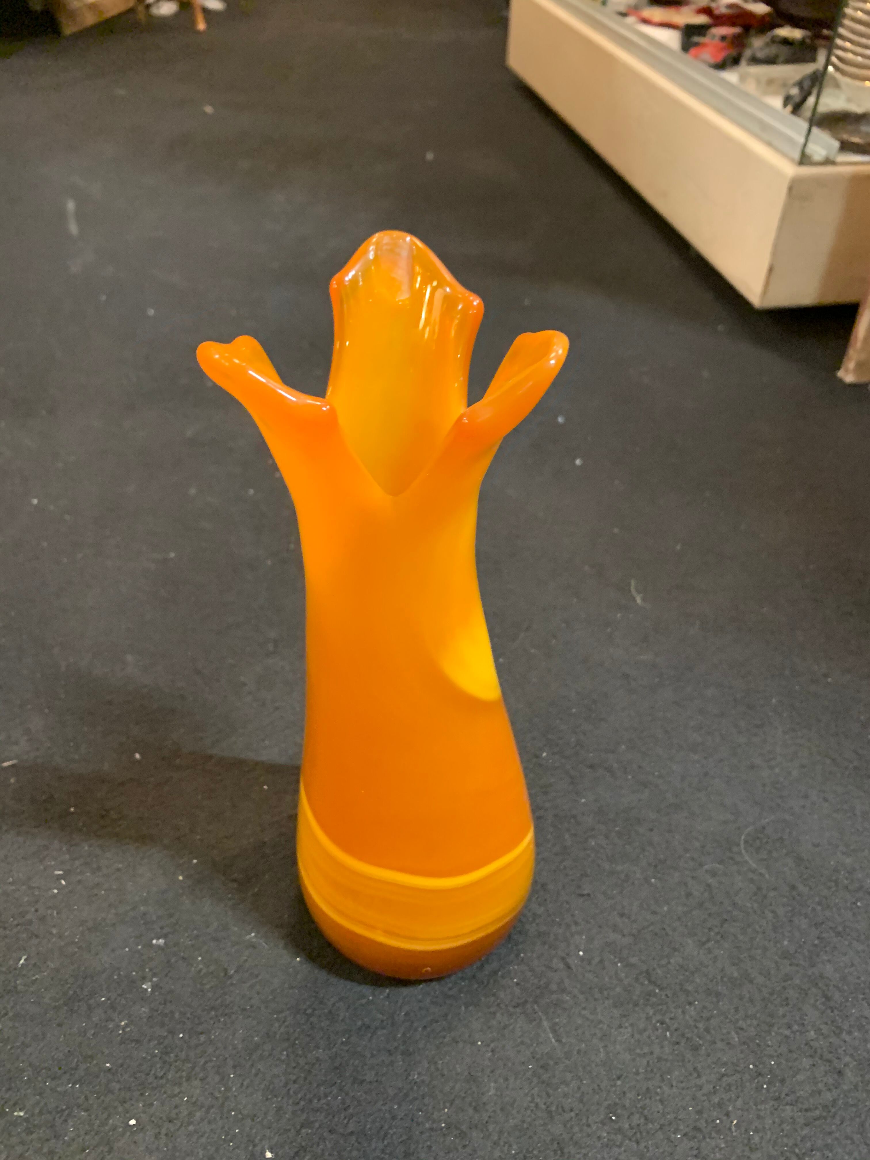 Vintage vase in glass pase