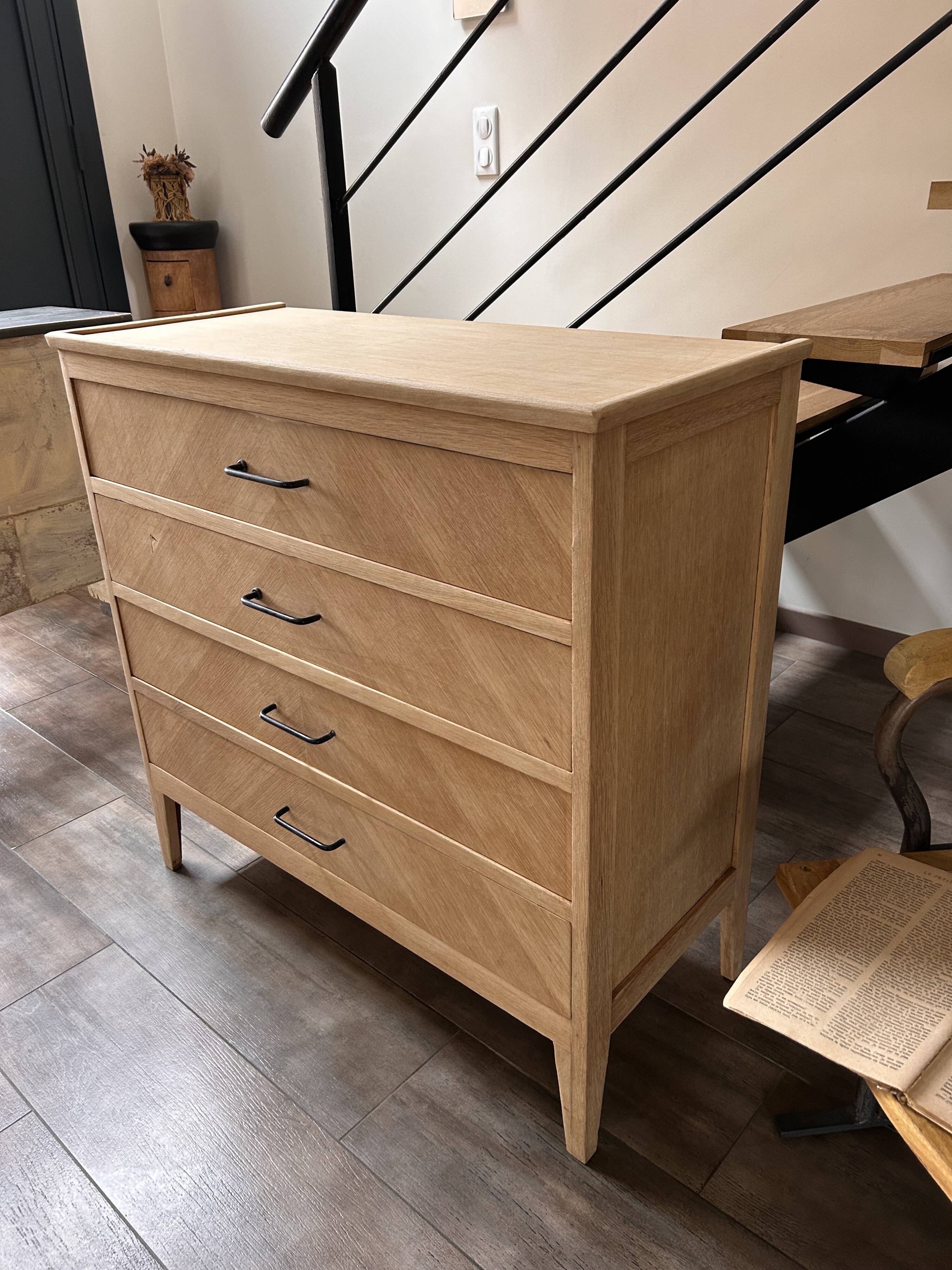 Commode bois ancienne