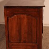 Parisian Regency Period Walnut Chest of Drawers - 18th Century