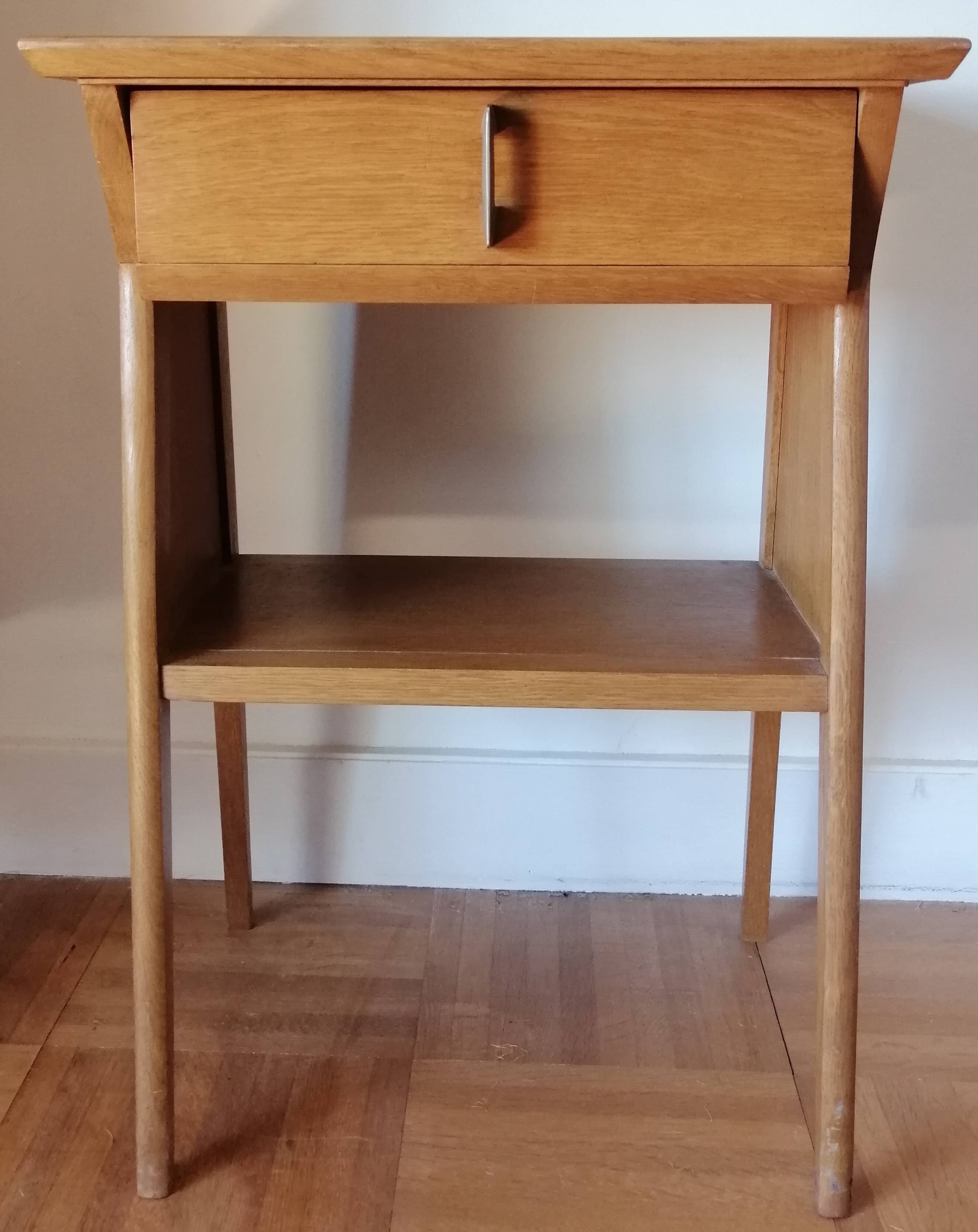 Vintage bedside table in oak, 60-70s