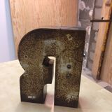 Old sign letter